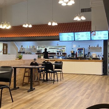 EL Pastor - Dining and kitchen. - Breakfast & Brunch Near Me - Eagle River, Alaska