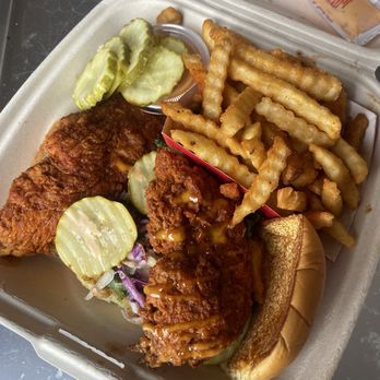Dave's Hot Chicken - Slider tender combo - Chicken Shop Near Me - Newington, Connecticut Dave's Hot Chicken - Slider tender combo - Chicken Shop Near Me - Newington, Connecticut
