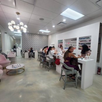 Platinum Glam - Nail Salons Near Me - Miami, Florida