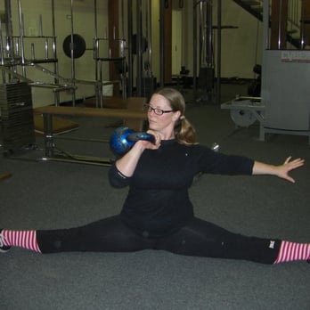 Form Is Function - Alison at Norman Marks gym in Oakland. - Trainers Near Me Form Is Function - Alison at Norman Marks gym in Oakland. - Trainers Near Me