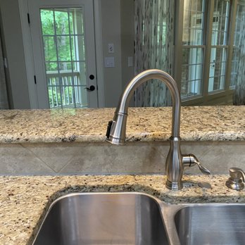 Bubbles and Shine - Kitchen (move out) - Home Cleaning Near Me Bubbles and Shine - Kitchen (move out) - Home Cleaning Near Me