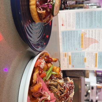 Smoke & Donuts - Pulled Pork Loaded Fries and BBQ Slider - Barbeque Near Me - Orlando, Florida Smoke & Donuts - Pulled Pork Loaded Fries and BBQ Slider - Barbeque Near Me - Orlando, Florida