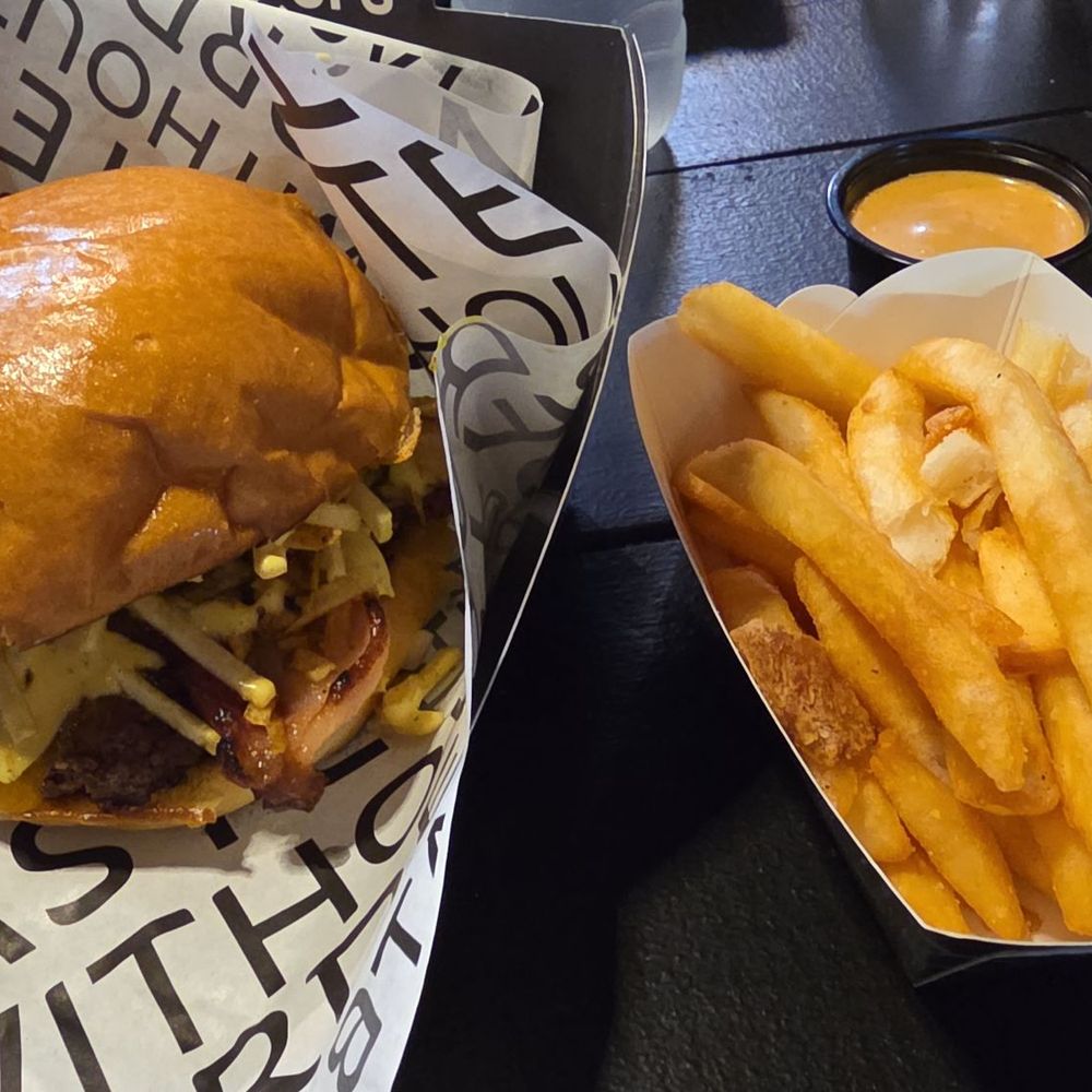 Haven Burgers - Spicy Obsession - Food Trucks Near Me - Orlando, Florida Haven Burgers - Spicy Obsession - Food Trucks Near Me - Orlando, Florida