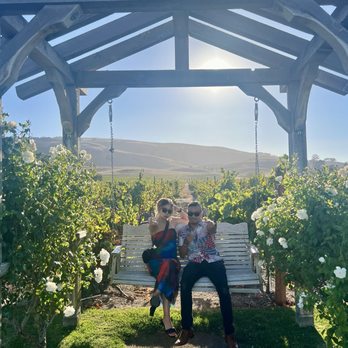 Roche Winery & Vineyards - Wineries Near Me - Sonoma, California