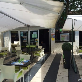 L2 - La terrasse - Restaurants Near Me - Saintes, 17 L2 - La terrasse - Restaurants Near Me - Saintes, 17