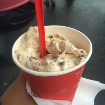 Bruster's Real Ice Cream - Reece's peanut butter cup blast. - Ice Cream & Frozen Yogurt Near Me - Beaufort, South Carolina Bruster's Real Ice Cream - Reece's peanut butter cup blast. - Ice Cream & Frozen Yogurt Near Me - Beaufort, South Carolina