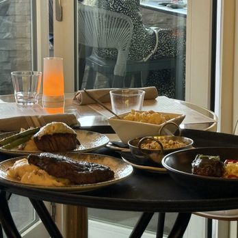 H Steakhouse - Food presentation - Steakhouses Near Me - Westfield, Indiana