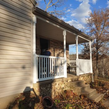 Spring Lake Ranch - Cottage #1 - Campgrounds Near Me - Potosi, Missouri