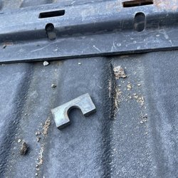 Caliber Collision - Fifth wheel hitch shims just laying in the bed of truck