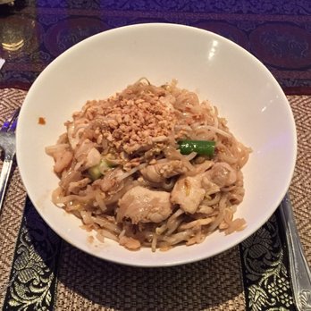 Nine Tastes - Thai Near Me - Cambridge, Massachusetts