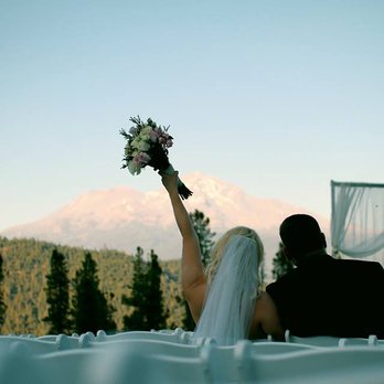 A Planned Affair - Summer Wedding with the View of Mt. Shasta - Wedding Planning Near Me - Redding, California