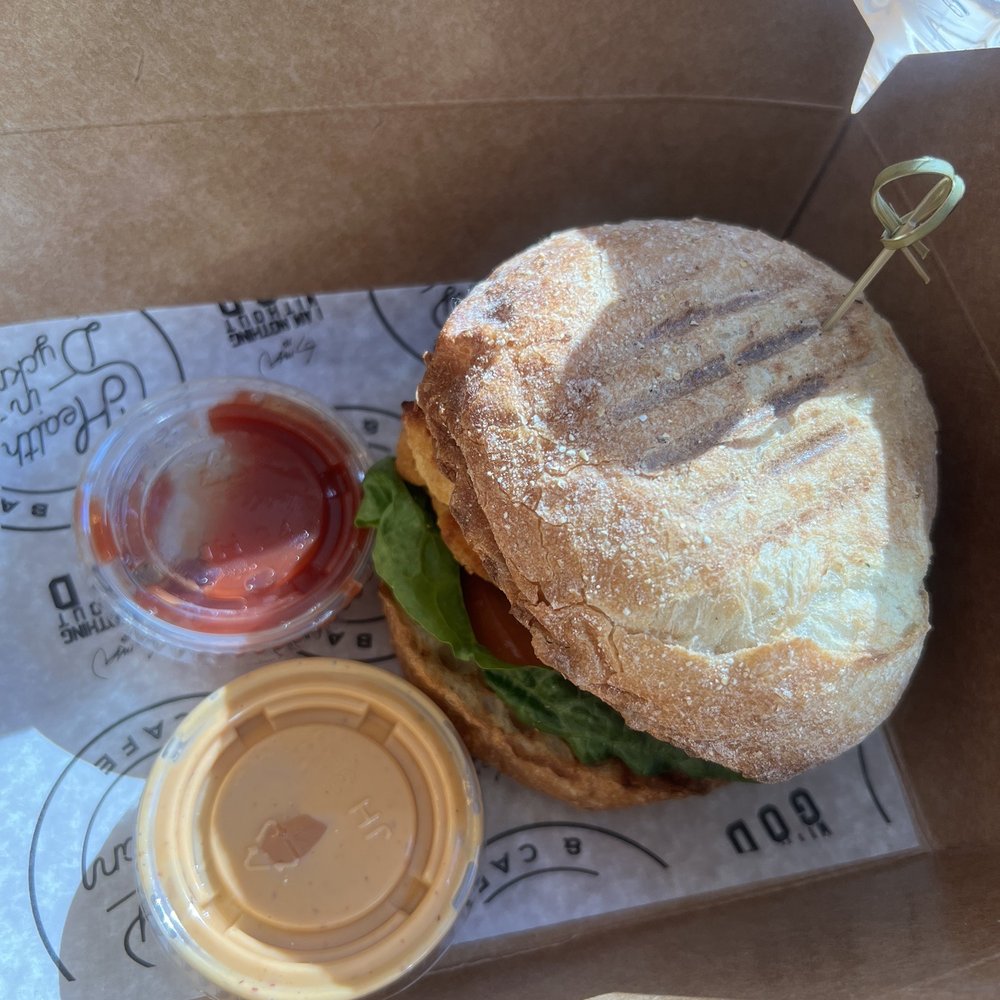 Healthy in Dyckman - Chicken sandwhich - Vegan Near Me - The Bronx, New York Healthy in Dyckman - Chicken sandwhich - Vegan Near Me - The Bronx, New York