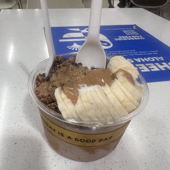 The Sunrise Shack - Ala Moana - Monkey açaí bowl - Juice Bars & Smoothies Near Me - Honolulu, Hawaii The Sunrise Shack - Ala Moana - Monkey açaí bowl - Juice Bars & Smoothies Near Me - Honolulu, Hawaii