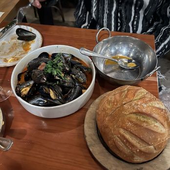 Gypsy Kitchen DC - Mussels with Sourdough - Tapas/Small Plates Near Me - Washington, DC, District of Columbia Gypsy Kitchen DC - Mussels with Sourdough - Tapas/Small Plates Near Me - Washington, DC, District of Columbia
