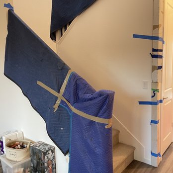 Carquinez Moving Express LLC - stairs and corners protected - Movers Near Me