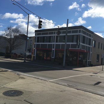 Brixx Ice Company - Sports Bars Near Me - Dayton, Ohio