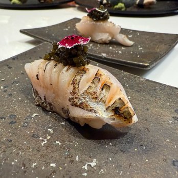 Hihimanu Sushi - Sushi Bars Near Me - Honolulu, Hawaii Hihimanu Sushi - Sushi Bars Near Me - Honolulu, Hawaii