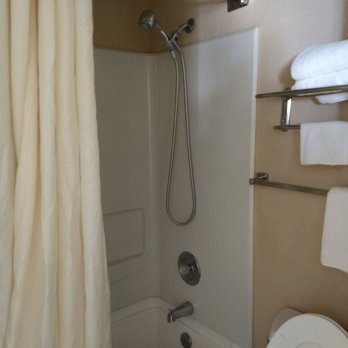Best Western Executive Inn - Simple bathroom but that shower spray is the truth!! - Hotels Near Me - Cairo, Georgia Best Western Executive Inn - Simple bathroom but that shower spray is the truth!! - Hotels Near Me - Cairo, Georgia