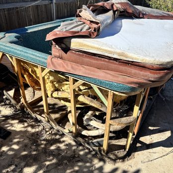 Haul A Lot - Jacuzzi demolition - Junk Removal & Hauling Near Me Haul A Lot - Jacuzzi demolition - Junk Removal & Hauling Near Me