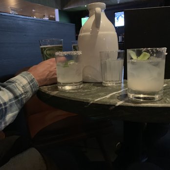 Earls Kitchen + Bar - Margarita monday for 6$ - Canadian (New) Near Me - Whistler, British Columbia