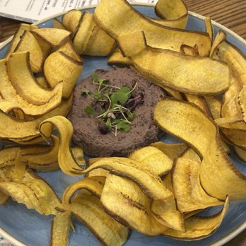 Padrino's Cuban Restaurant - Black hummus - Cuban Near Me - Plantation, Florida