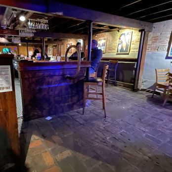 Snug Harbor Jazz Bistro - Bar - Jazz & Blues Near Me - New Orleans, Louisiana