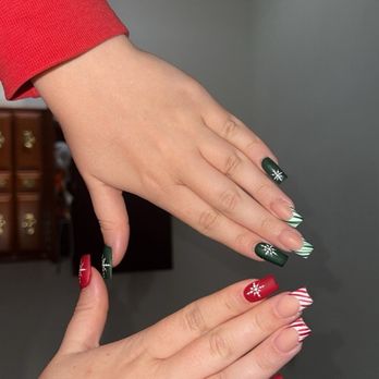 Essex Salon and Spa - Hair Salons Near Me - Coraopolis, Pennsylvania