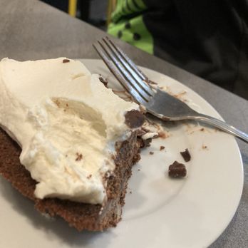 Laurie’s Pie Bar - Mississippi Mud Pie Slice - Bakeries Near Me - Long Beach, California