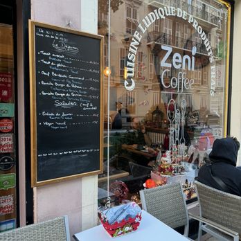Zeni Coffee Brunch Restaurant Nice - Outdoor seating w blanket if you need - Breakfast & Brunch Near Me - Nice, 06