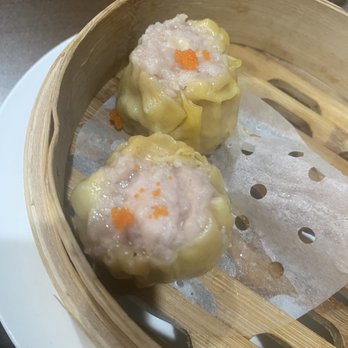 Yang Kee Dumpling - Hong Kong Shumai, order comes with 4 dumplings - Dim Sum Near Me - Davis, California Yang Kee Dumpling - Hong Kong Shumai, order comes with 4 dumplings - Dim Sum Near Me - Davis, California