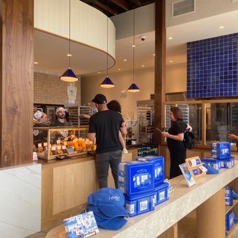 Levain Bakery - Inside - Bakeries Near Me - Los Angeles, California Levain Bakery - Inside - Bakeries Near Me - Los Angeles, California