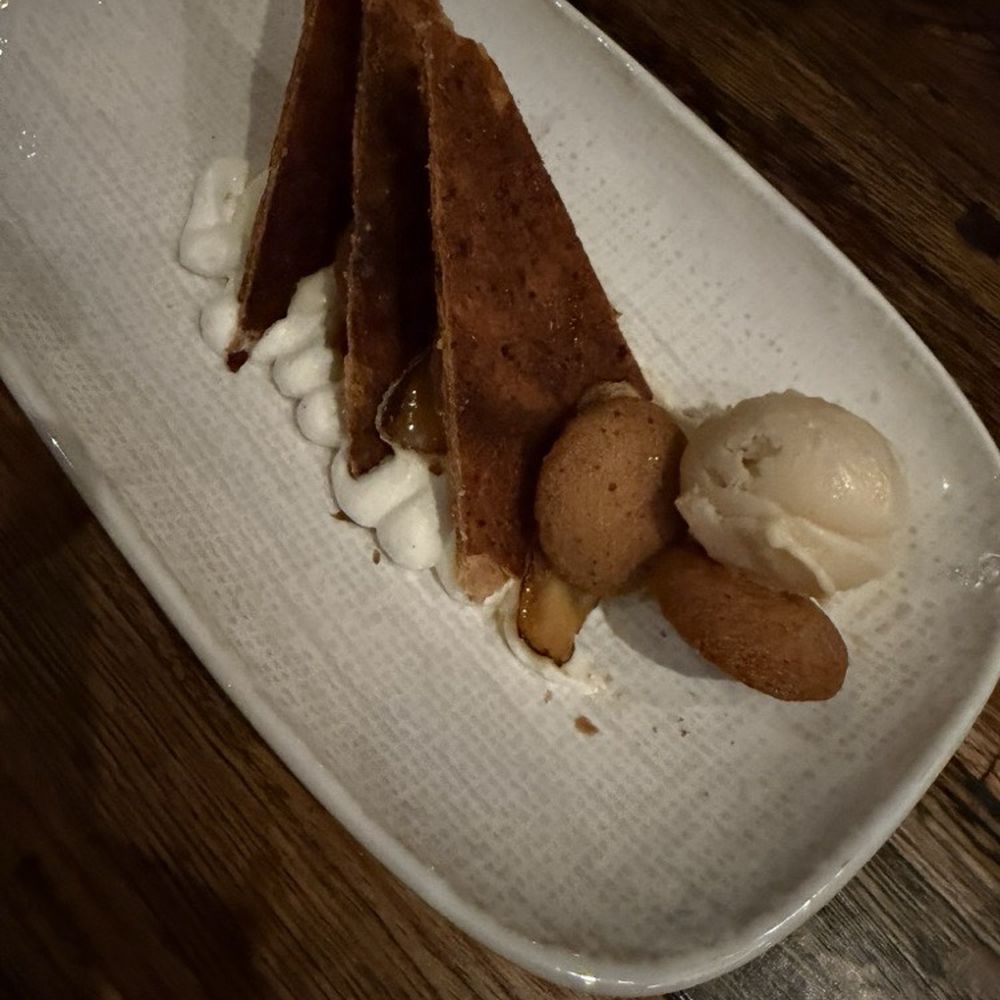 Pine Cone Ridge - Banana Cream Pie Stack - New American Near Me - Park City, Utah Pine Cone Ridge - Banana Cream Pie Stack - New American Near Me - Park City, Utah