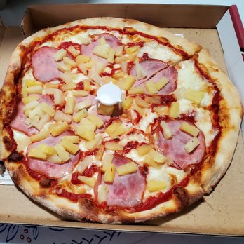 Pizza My Heart - Pineapple and ham (Canadian Bacon) - Pizza Near Me - San Mateo, California Pizza My Heart - Pineapple and ham (Canadian Bacon) - Pizza Near Me - San Mateo, California