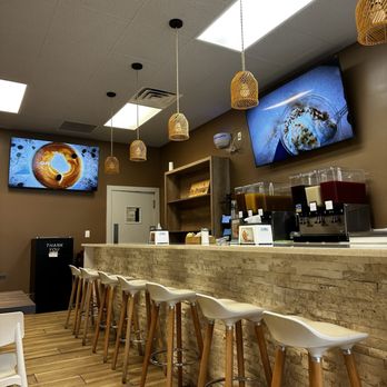 Pa' Paraguana - Seats inside - Empanadas Near Me - Kissimmee, Florida Pa' Paraguana - Seats inside - Empanadas Near Me - Kissimmee, Florida