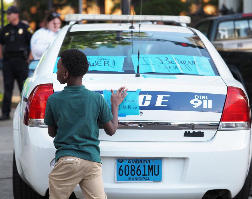 Lifelines Counseling Services - grief counselor in Mobile, AL