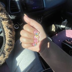 Van Nails & Spa - Vacation nails 2025