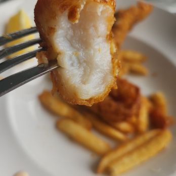 Ketch Harbor Pub - Seafood Near Me - Half Moon Bay, California