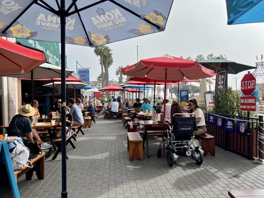 Big Dean's Ocean Front Cafe by null