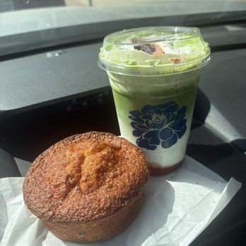 Hola Cafecito - Coffee & Tea Near Me - Hanford, California