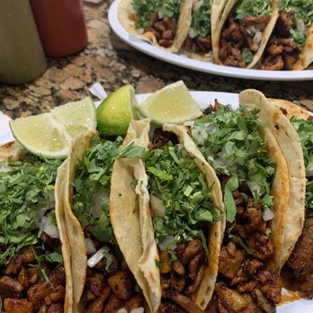 Taqueria El Maguey - Pastor (Spicy Pork) - Mexican Near Me - Indianapolis, Indiana