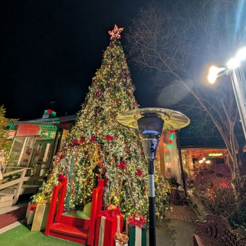 The Angus Barn - Outdoor decorations - Steakhouses Near Me - Raleigh, North Carolina