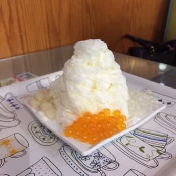 Nu Cafe - Almond flavored shaved ice with mango and lychee poppers - Ice Cream & Frozen Yogurt Near Me - Houston, Texas