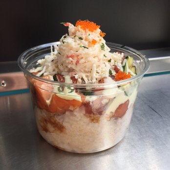 Bonito Poke - Cali Bowl with Tuna and Salmon (50/50) over Sushi Rice - Food Trucks Near Me - San Francisco, California