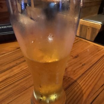 Miller's Ale House - Modelo draft - American Near Me - Orlando, Florida