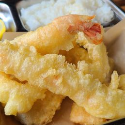 Tempura shrimp & vegetables Tempura shrimp & vegetables