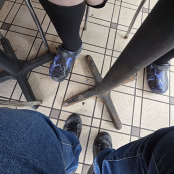 The Diner on Abercorn - Dirty floors - American Near Me - Vernonburg, Georgia