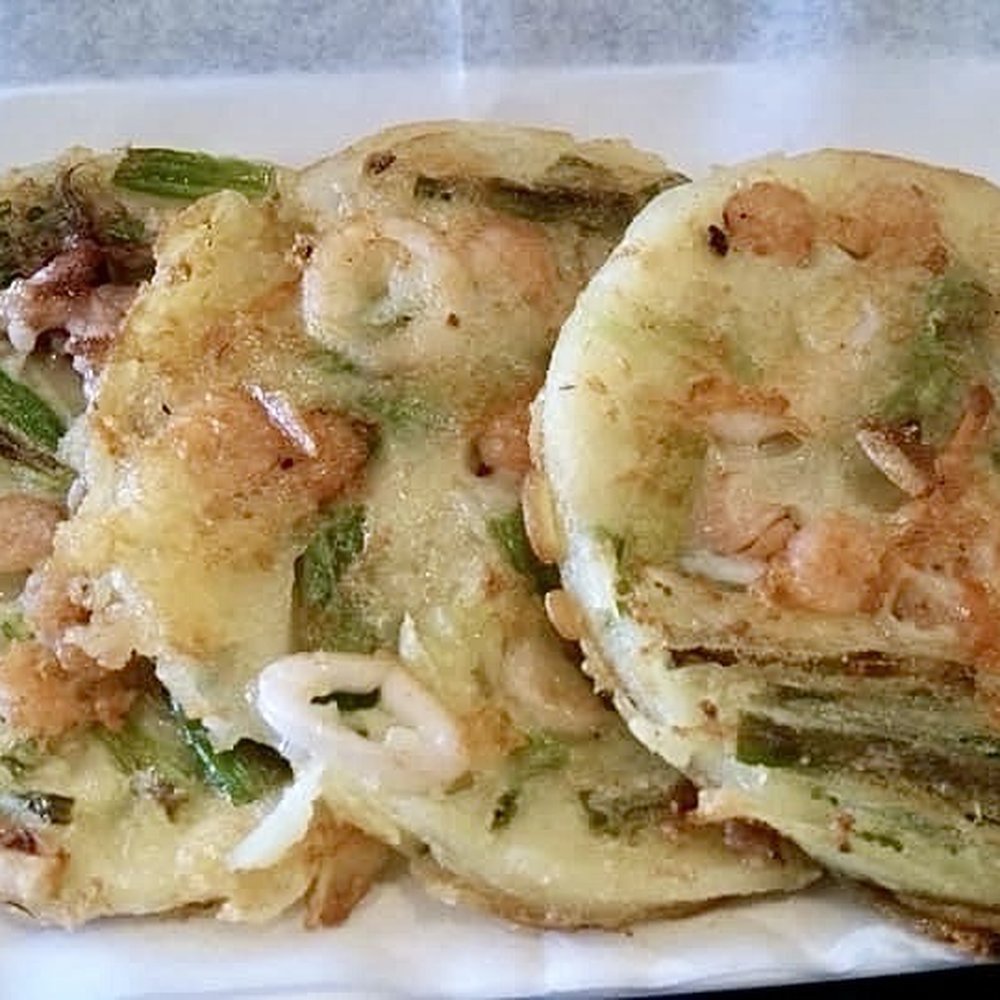 Scallion pancakes with seafood Scallion pancakes with seafood