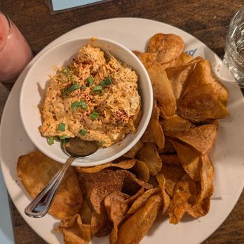 Berkeley’s - Smoked salmon dip & frozen sangria & Pinot freezio - Bars Near Me - Charleston, South Carolina