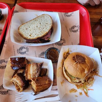 Kimchi Smoke BBQ Shack - Manila chicharron, pork belly NYC XXX, chosenthal sandwich - Barbeque Near Me - Ridgewood, New Jersey