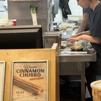 Rubio's Coastal Grill - Kitchen area - Mexican Near Me - Gilbert, Arizona